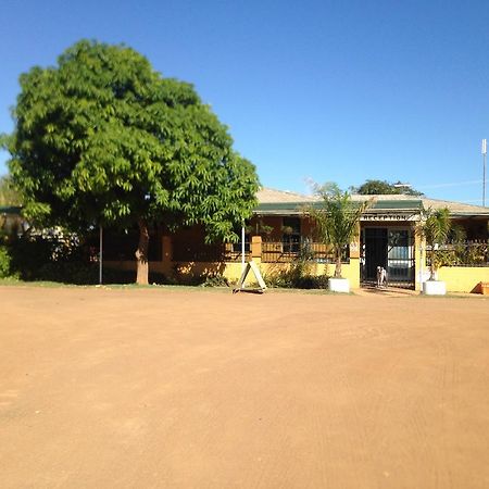 Carnarvon Caravan Park Extérieur photo